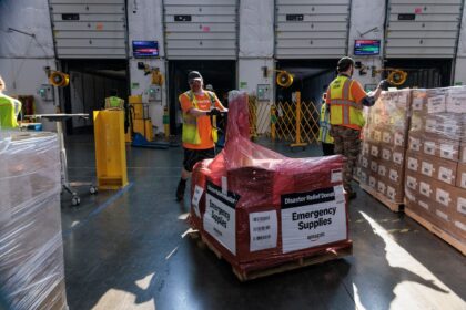 How Amazon and other companies are responding to Washington state wildfires – GeekWire