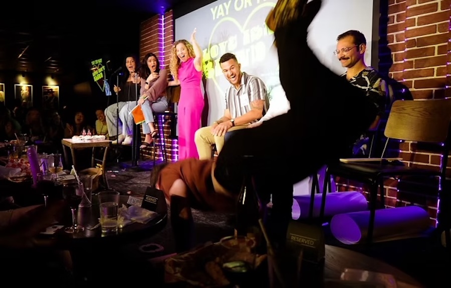 Live dating show reveals Seattle’s relationship with tech is still complicated – GeekWire
