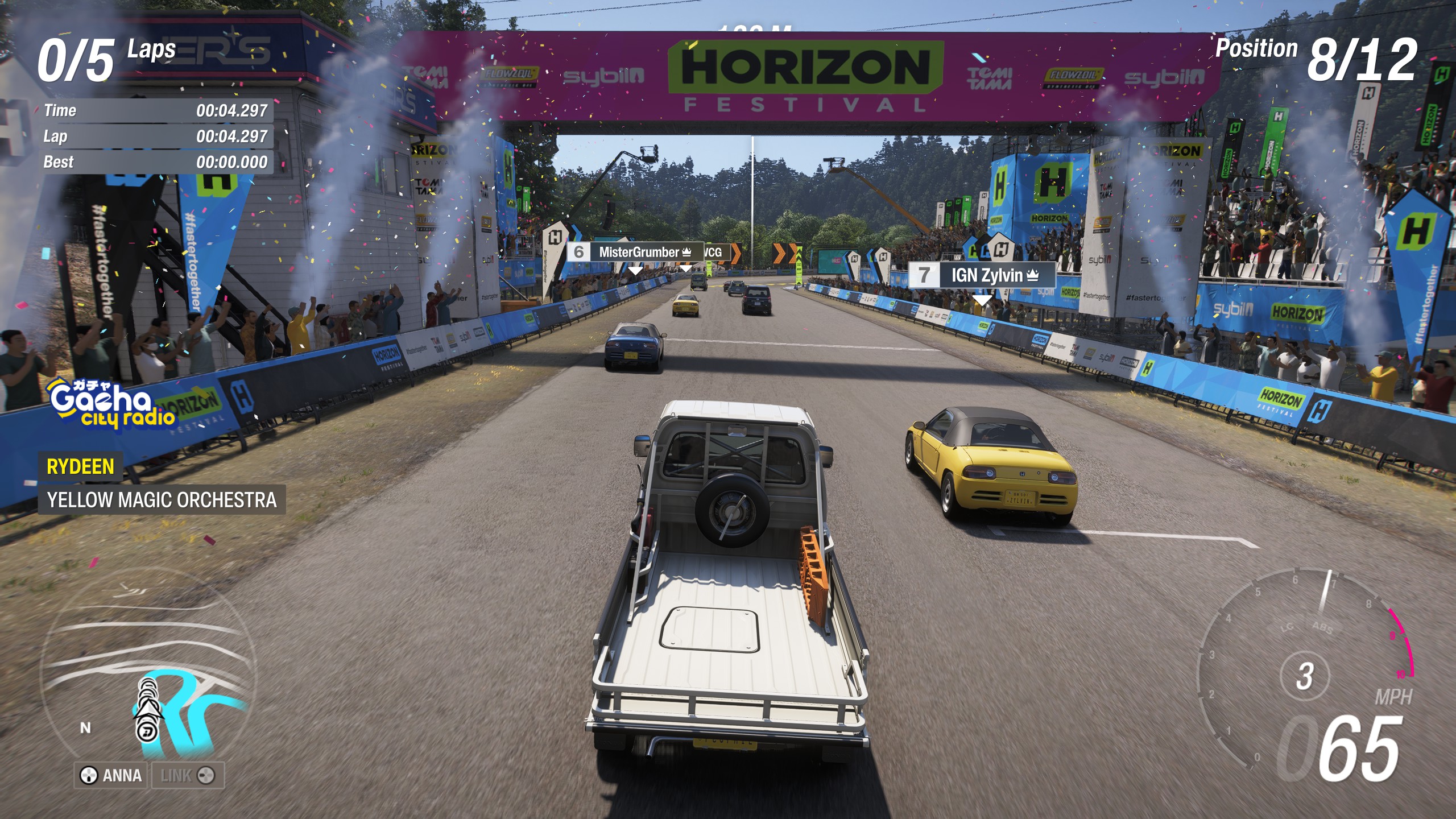 A kei truck at the start of a race event.