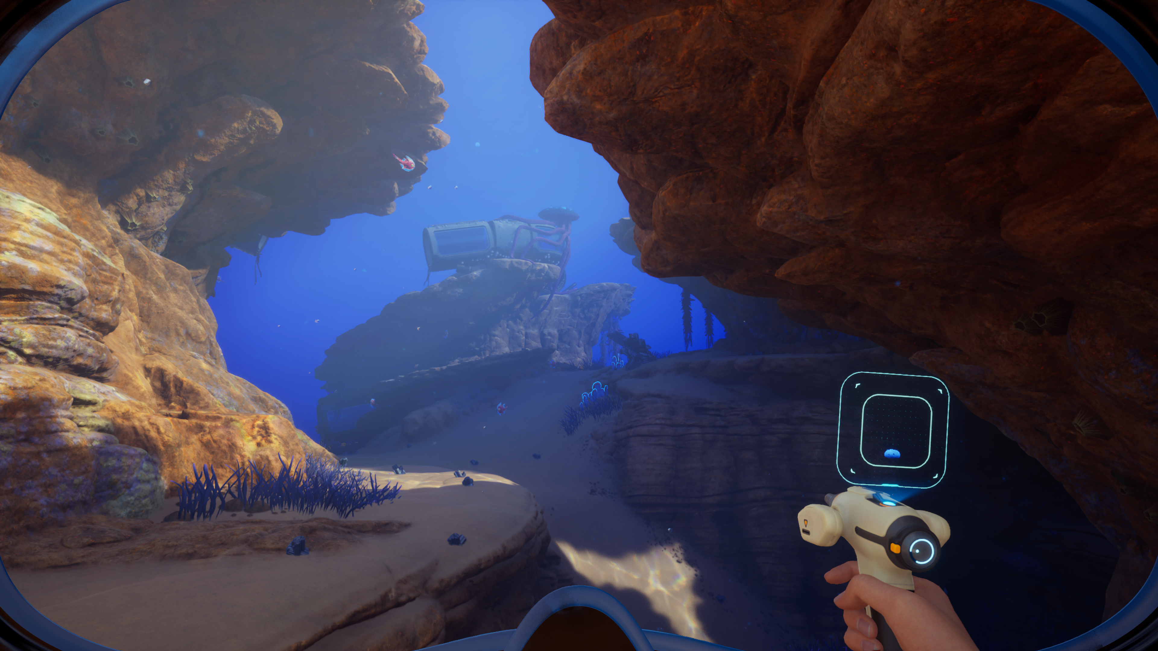 A player approaches a derelict undersea strucutre in Subnautica 2.