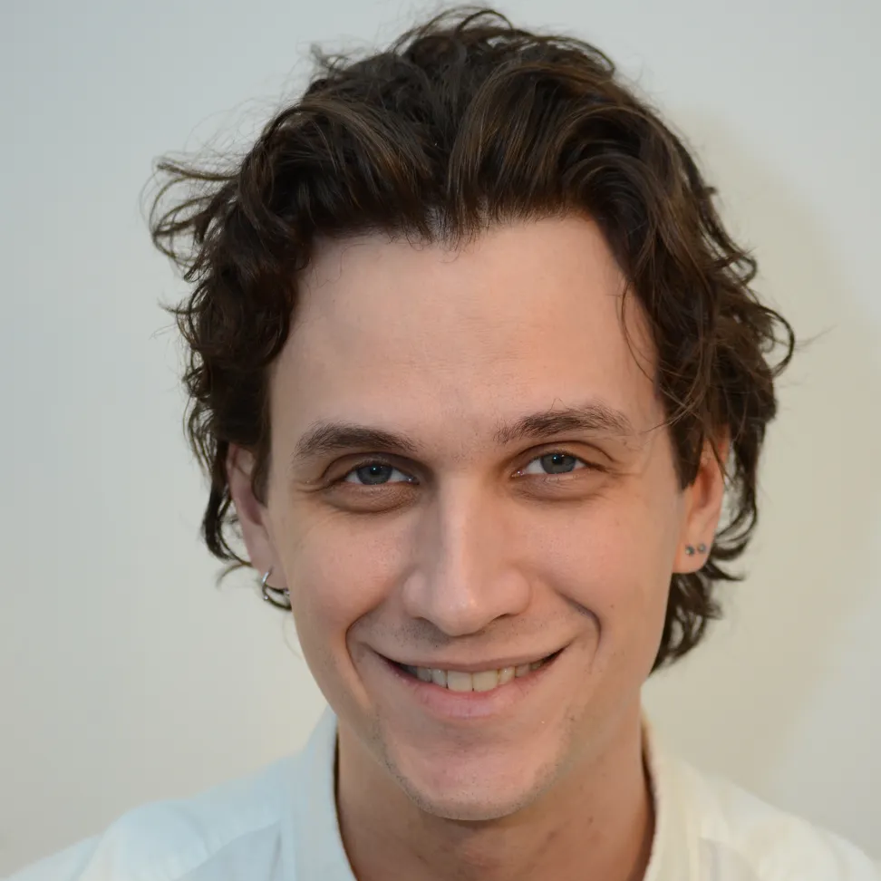 headshot of zak thompson of kickstarter united